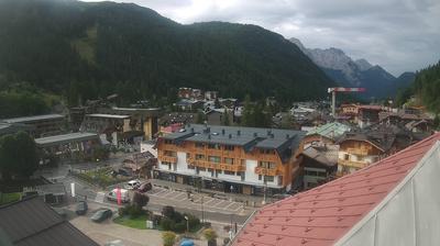 immagine della webcam nei dintorni di Passo Groste': webcam Rifugio Viviani