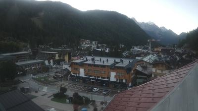 immagine della webcam nei dintorni di Fai della Paganella: webcam Rifugio Viviani