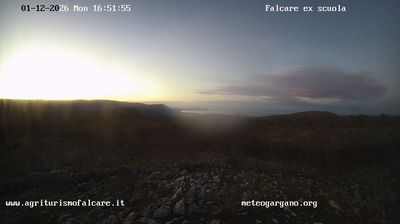 immagine della webcam nei dintorni di Scoglio Paradiso: webcam Cagnano Varano
