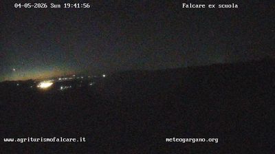 immagine della webcam nei dintorni di Scoglio Paradiso: webcam Cagnano Varano