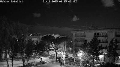immagine della webcam nei dintorni di Marina di Ostuni: webcam Torre Rossa