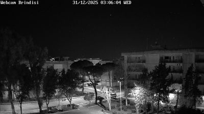 immagine della webcam nei dintorni di Marina di Ostuni: webcam Torre Rossa