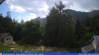 immagine della webcam nei dintorni di Dolceacqua: webcam Castel Vittorio