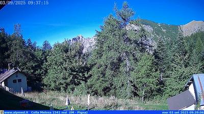 immagine della webcam nei dintorni di Taggia: webcam Castel Vittorio