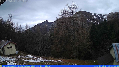 immagine della webcam nei dintorni di Ventimiglia: webcam Castel Vittorio