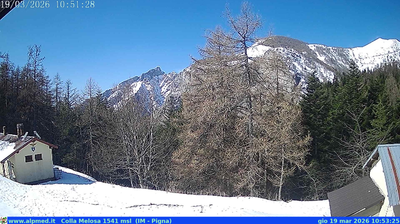 immagine della webcam nei dintorni di Cipressa: webcam Castel Vittorio