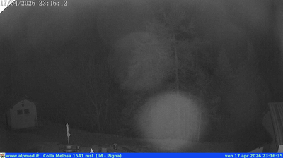 immagine della webcam nei dintorni di Dolceacqua: webcam Castel Vittorio