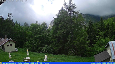 immagine della webcam nei dintorni di Dolceacqua: webcam Castel Vittorio