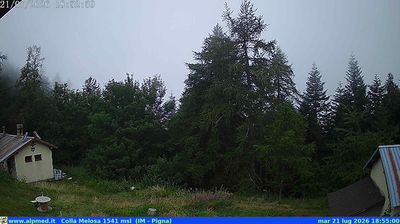 immagine della webcam nei dintorni di Badalucco: webcam Castel Vittorio