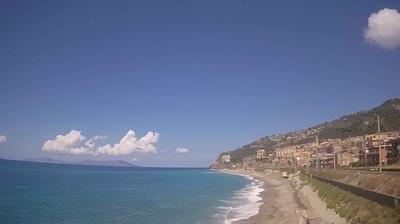 immagine della webcam nei dintorni di Barcellona Pozzo di Gotto: webcam Gioiosa Marea