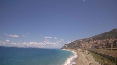 immagine della webcam nei dintorni di Patti: webcam Gioiosa Marea