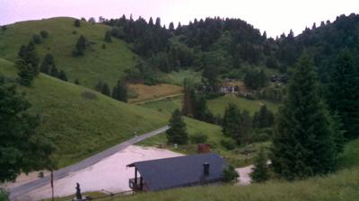 immagine della webcam nei dintorni di Nevegal: webcam Revine Lago