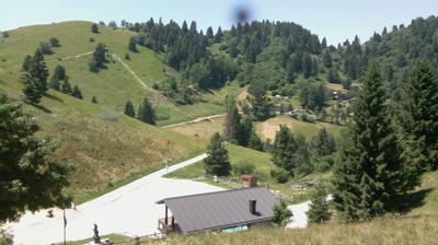 immagine della webcam nei dintorni di Combai: webcam Revine Lago