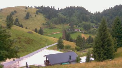 immagine della webcam nei dintorni di Combai: webcam Revine Lago