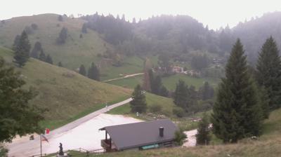 immagine della webcam nei dintorni di Tambre: webcam Revine Lago