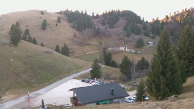 immagine della webcam nei dintorni di Soverzene: webcam Revine Lago