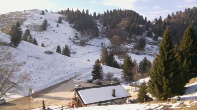 immagine della webcam nei dintorni di Pieve di Soligo: webcam Revine Lago
