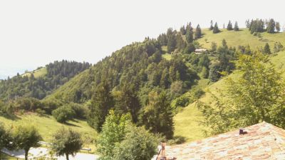 immagine della webcam nei dintorni di Santa Lucia di Piave: webcam Revine Lago