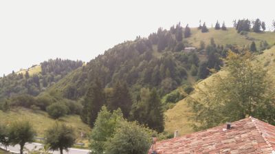 immagine della webcam nei dintorni di Nevegal: webcam Revine Lago