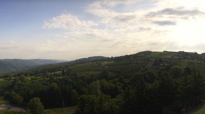 immagine della webcam nei dintorni di Serravalle Langhe: webcam Niella Belbo