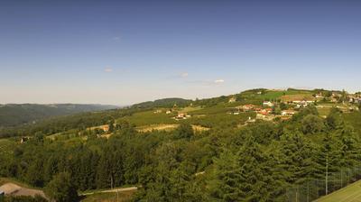 immagine della webcam nei dintorni di Cerretto Langhe: webcam Niella Belbo