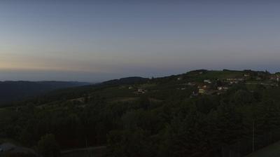 immagine della webcam nei dintorni di Mombarcaro: webcam Niella Belbo