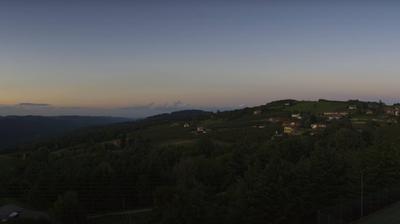 immagine della webcam nei dintorni di Cherasco: webcam Niella Belbo
