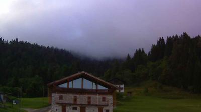 immagine della webcam nei dintorni di San Pietro di Cadore: webcam Forni di Sopra