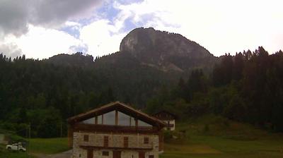 immagine della webcam nei dintorni di Domegge di Cadore: webcam Forni di Sopra