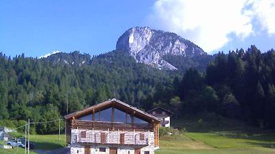 immagine della webcam nei dintorni di Domegge di Cadore: webcam Forni di Sopra