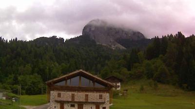 immagine della webcam nei dintorni di San Nicolò di Comelico: webcam Forni di Sopra