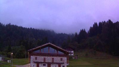 immagine della webcam nei dintorni di Calalzo di Cadore: webcam Forni di Sopra