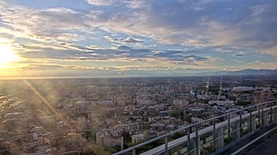 immagine della webcam nei dintorni di Milano Duomo: webcam Milano Centro Direzionale