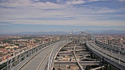 immagine della webcam nei dintorni di Milano San Marco: webcam Milano Centro Direzionale