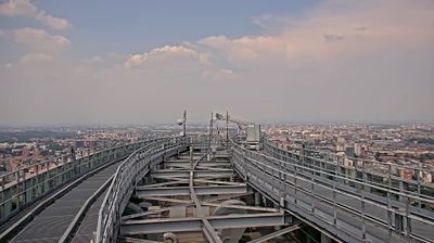 immagine della webcam nei dintorni di Milano Monluè: webcam Milano Centro Direzionale