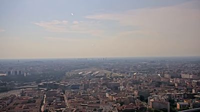 immagine della webcam nei dintorni di Milano Stazione Centrale: webcam Milano Centro Direzionale