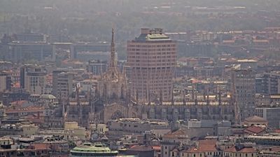 immagine della webcam nei dintorni di Milano Buenos Aires: webcam Milano Centro Direzionale