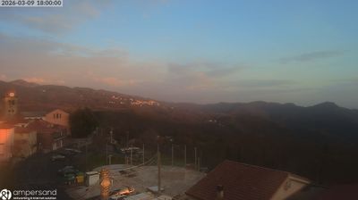 immagine della webcam nei dintorni di Riccò del Golfo di Spezia: webcam Zignago