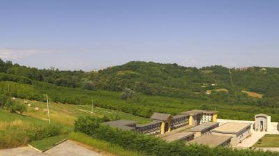 immagine della webcam nei dintorni di Serravalle Langhe: webcam Cerretto Langhe