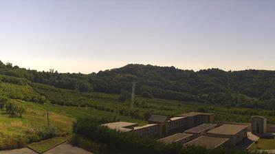 immagine della webcam nei dintorni di Bene Vagienna: webcam Cerretto Langhe