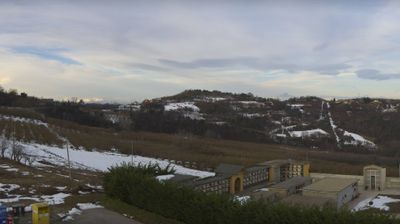 immagine della webcam nei dintorni di Arguello: webcam Cerretto Langhe