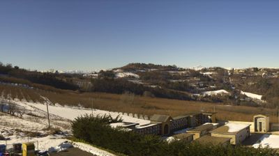 immagine della webcam nei dintorni di Priero: webcam Cerretto Langhe