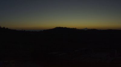 immagine della webcam nei dintorni di Salmour: webcam Cerretto Langhe