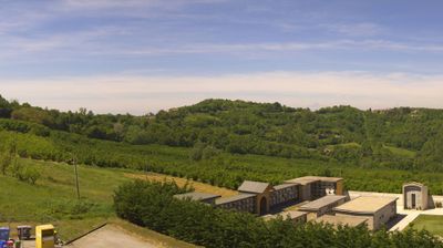 immagine della webcam nei dintorni di Magliano Alfieri: webcam Cerretto Langhe