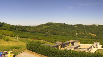 immagine della webcam nei dintorni di Cherasco: webcam Cerretto Langhe