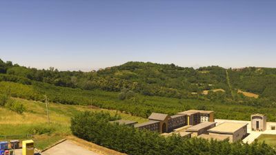 immagine della webcam nei dintorni di Cherasco: webcam Cerretto Langhe