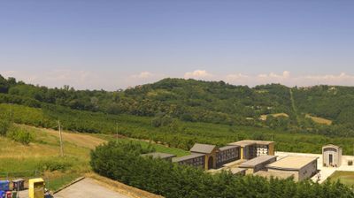 immagine della webcam nei dintorni di Lequio Berria: webcam Cerretto Langhe