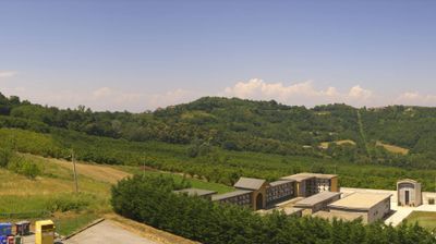 immagine della webcam nei dintorni di Magliano Alfieri: webcam Cerretto Langhe