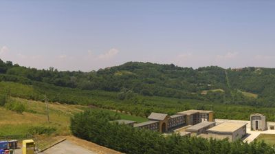 immagine della webcam nei dintorni di Niella Belbo: webcam Cerretto Langhe