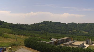 immagine della webcam nei dintorni di Niella Belbo: webcam Cerretto Langhe
